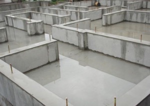 基礎型枠脱型 基礎型枠脱型